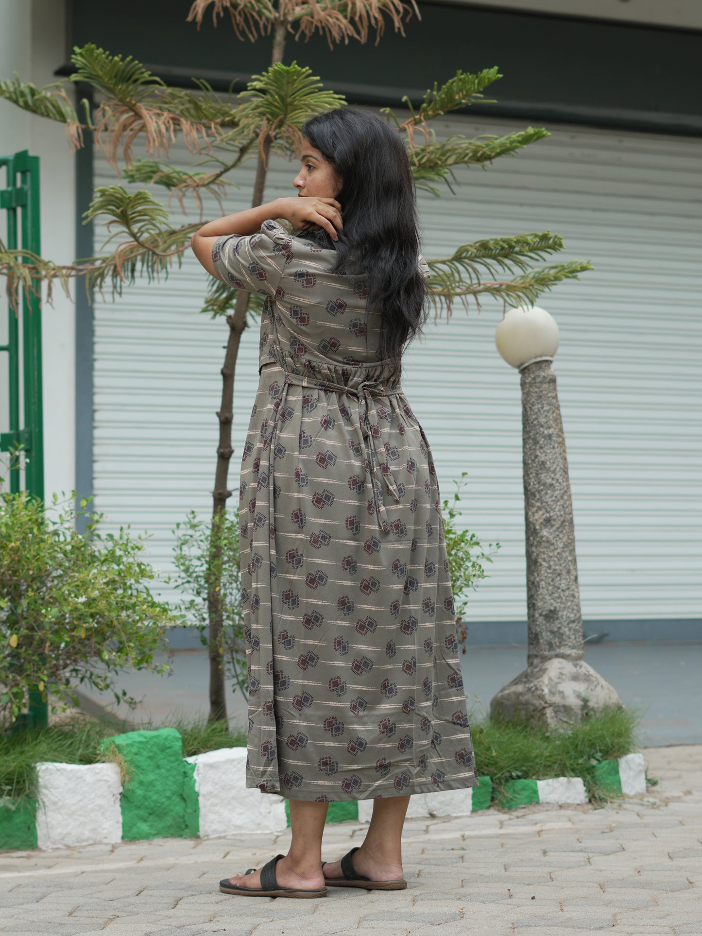 Taupe Geometric Print Maternity Feeding Maxi Dress